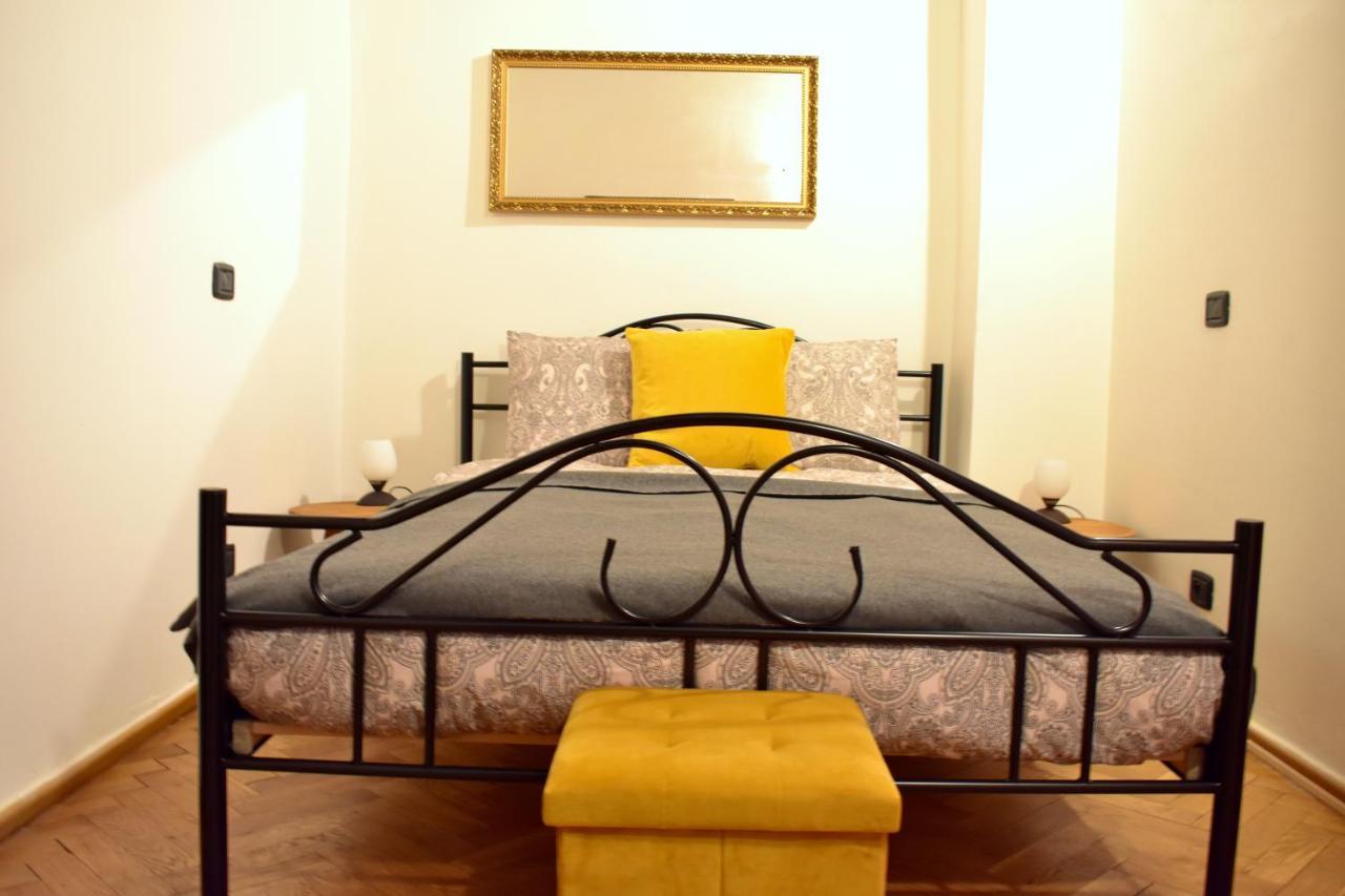 Apartment Lesser Town! Prag Dış mekan fotoğraf