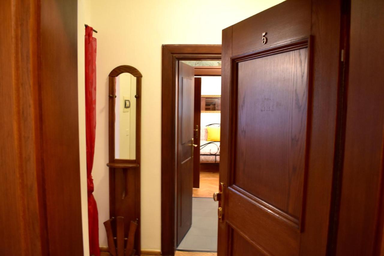 Apartment Lesser Town! Prag Dış mekan fotoğraf