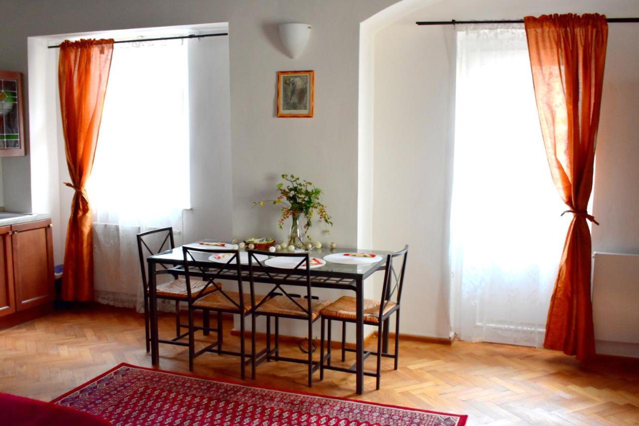 Apartment Lesser Town! Prag Dış mekan fotoğraf
