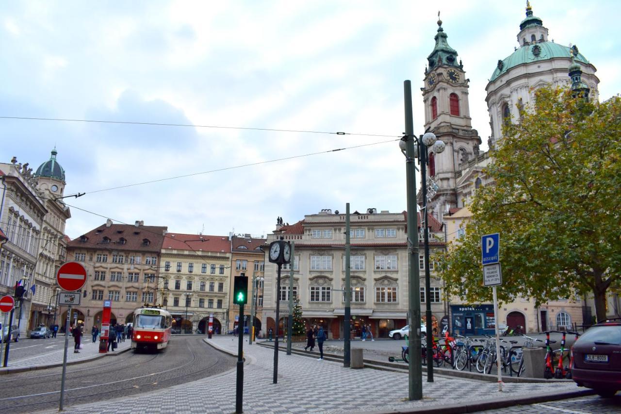 Apartment Lesser Town! Prag Dış mekan fotoğraf